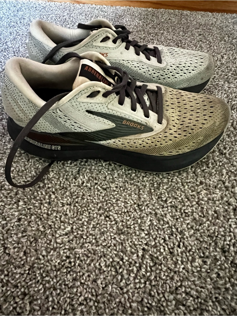 Brooks Adrenaline GTS 24 Women’s Shoes - Picture 2 of 4